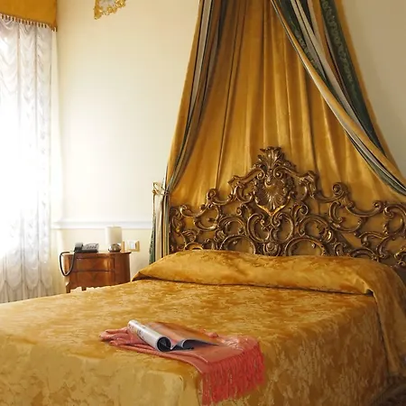 Casa Fenice 4*