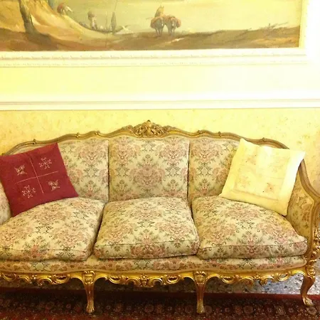 Casa Fenice Venice