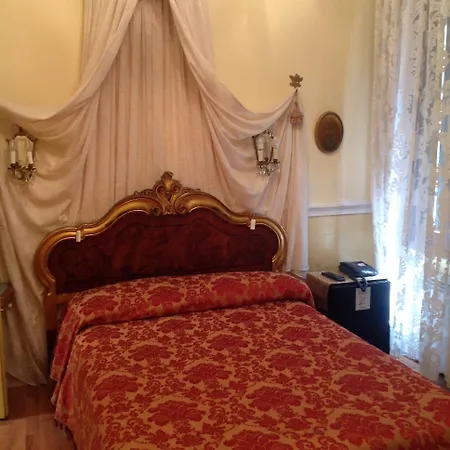 Casa Fenice 3* Venedig