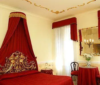 Bed and breakfast Casa Fenice 4*