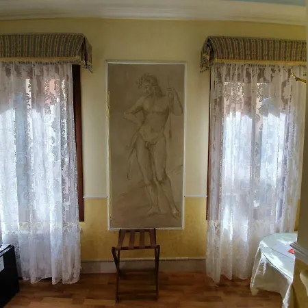 Casa Fenice 3* Venedig